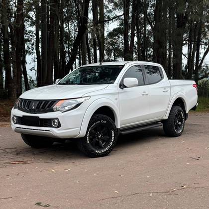 MITSUBISHI L200 TRITON 2.4 16V TURBO DIESEL SPORT GLS CD 4P 4X4 MANUAL