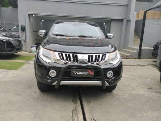 MITSUBISHI-L200 TRITON-2.4 16V TURBO DIESEL SPORT HPE CD 4P 4X4 AUTOMÁTICO MITSUBISHI-L200 TRITON-2017