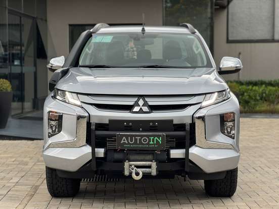 MITSUBISHI-L200 TRITON-2.4 16V TURBO DIESEL SPORT HPE CD 4P 4X4 AUTOMÁTICO MITSUBISHI-L200 TRITON-2023