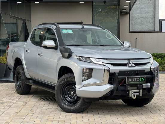 MITSUBISHI-L200 TRITON-2.4 16V TURBO DIESEL SPORT HPE CD 4P 4X4 AUTOMÁTICO MITSUBISHI-L200 TRITON-2023