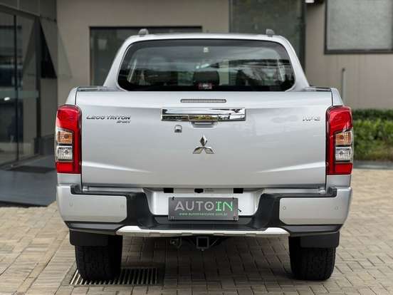 MITSUBISHI-L200 TRITON-2023