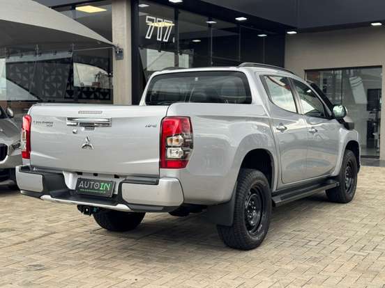 MITSUBISHI-L200 TRITON-2.4 16V TURBO DIESEL SPORT HPE CD 4P 4X4 AUTOMÁTICO MITSUBISHI-L200 TRITON-2023