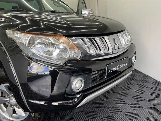 MITSUBISHI-L200 TRITON-2.4 16V TURBO DIESEL SPORT HPE CD 4P 4X4 AUTOMÁTICO MITSUBISHI-L200 TRITON-2018
