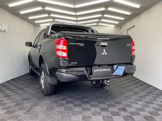 MITSUBISHI-L200 TRITON-2018