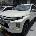MITSUBISHI L200 TRITON 2.4 16V TURBO DIESEL SPORT HPE CD 4P 4X4 AUTOMÁTICO MITSUBISHI L200 TRITON 2.4 16V TURBO DIESEL SPORT HPE CD 4P 4X4 AUTOMÁTICO