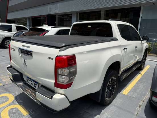 MITSUBISHI-L200 TRITON-2024
