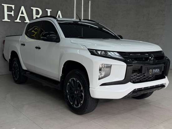 MITSUBISHI-L200 TRITON-2.4 16V TURBO DIESEL SPORT HPE CD 4P 4X4 AUTOMÁTICO MITSUBISHI-L200 TRITON-2022