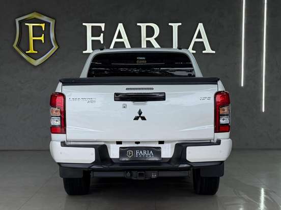 MITSUBISHI-L200 TRITON-2.4 16V TURBO DIESEL SPORT HPE CD 4P 4X4 AUTOMÁTICO MITSUBISHI-L200 TRITON-2022