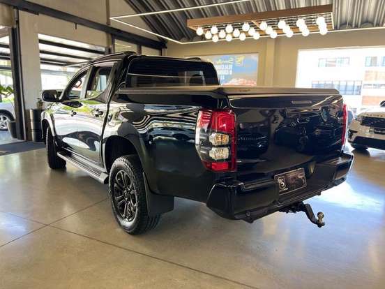MITSUBISHI-L200 TRITON-2.4 16V TURBO DIESEL SPORT HPE-S CD 4P 4X4 AUTOMÁTICO MITSUBISHI-L200 TRITON-2021