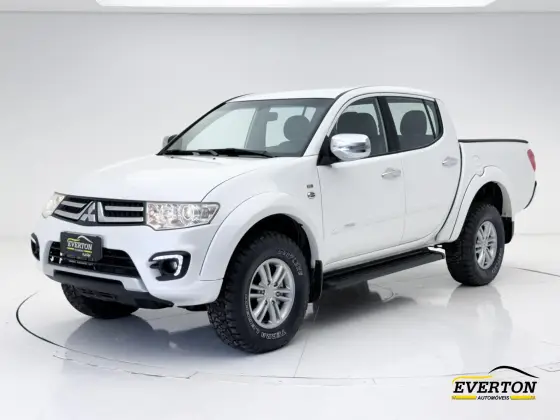 MITSUBISHI L200 TRITON 3.2 HPE 4X4 CD 16V TURBO INTERCOOLER DIESEL 4P MANUAL MITSUBISHI L200 TRITON 3.2 HPE 4X4 CD 16V TURBO INTERCOOLER DIESEL 4P MANUAL