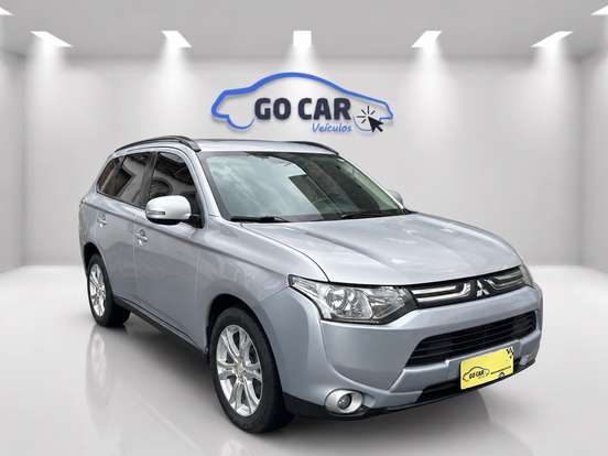 MITSUBISHI-OUTLANDER-2014