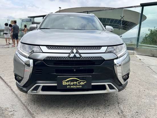 MITSUBISHI-OUTLANDER-2.0 MIVEC GASOLINA HPE AUTOMÁTICO MITSUBISHI-OUTLANDER-2018