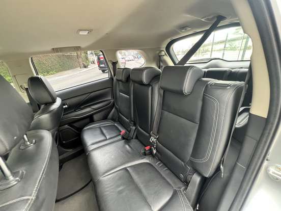 MITSUBISHI-OUTLANDER-2.0 MIVEC GASOLINA HPE AUTOMÁTICO MITSUBISHI-OUTLANDER-2018