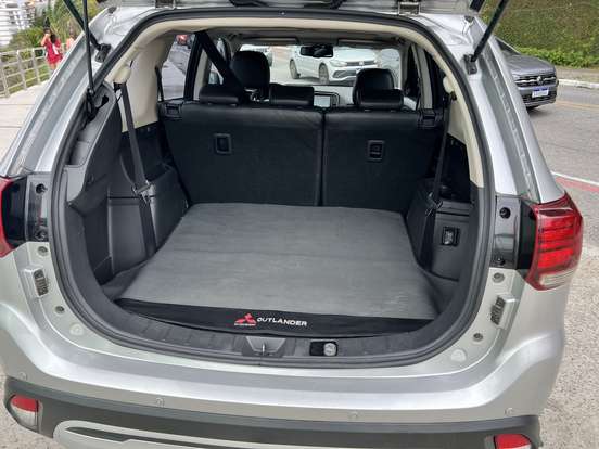 MITSUBISHI-OUTLANDER-2.0 MIVEC GASOLINA HPE AUTOMÁTICO MITSUBISHI-OUTLANDER-2018