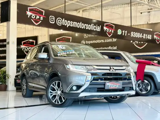 MITSUBISHI-OUTLANDER-2015