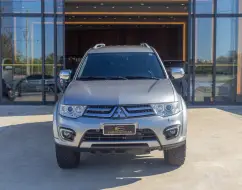 MITSUBISHI PAJERO 3.5 HPE 4X4 7 LUGARES V6 24V FLEX 4P AUTOMÁTICO MITSUBISHI PAJERO 3.5 HPE 4X4 7 LUGARES V6 24V FLEX 4P AUTOMÁTICO