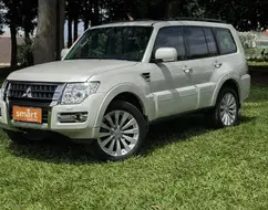 MITSUBISHI PAJERO FULL 3.2 HPE 4X4 16V TURBO INTERCOOLER DIESEL 4P AUTOMÁTICO MITSUBISHI PAJERO FULL 3.2 HPE 4X4 16V TURBO INTERCOOLER DIESEL 4P AUTOMÁTICO