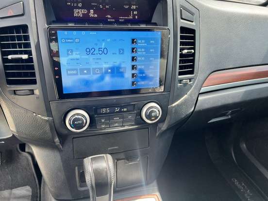 MITSUBISHI-PAJERO FULL-2010