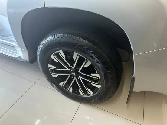 MITSUBISHI-PAJERO SPORT-2021