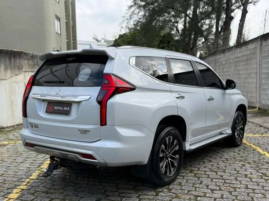 MITSUBISHI-PAJERO SPORT-2.4 16V MIVEC TURBO DIESEL HPE AWD AUTOMÁTICO MITSUBISHI-PAJERO SPORT-2020