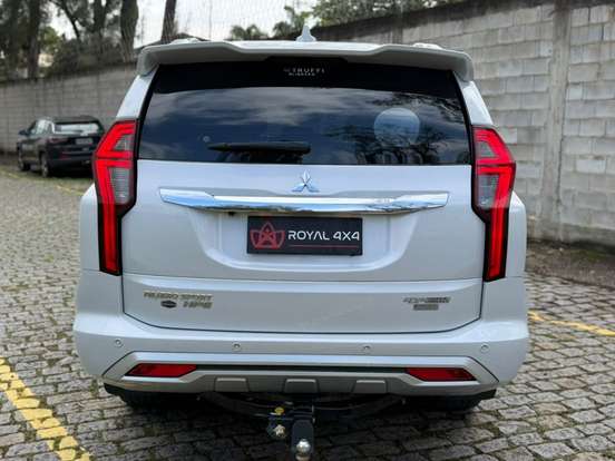 MITSUBISHI-PAJERO SPORT-2020