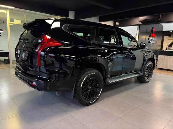 MITSUBISHI-PAJERO SPORT-2024