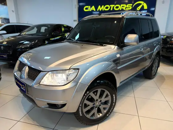 MITSUBISHI PAJERO TR4 2.0 4X2 16V 140CV FLEX 4P MANUAL