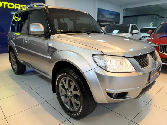 MITSUBISHI-PAJERO TR4-2.0 4X2 16V 140CV FLEX 4P MANUAL MITSUBISHI-PAJERO TR4-2013