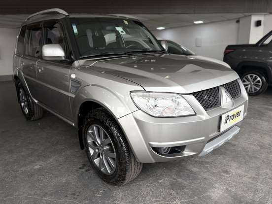MITSUBISHI-PAJERO TR4-2.0 4X2 16V 140CV FLEX 4P AUTOMÁTICO MITSUBISHI-PAJERO TR4-2012
