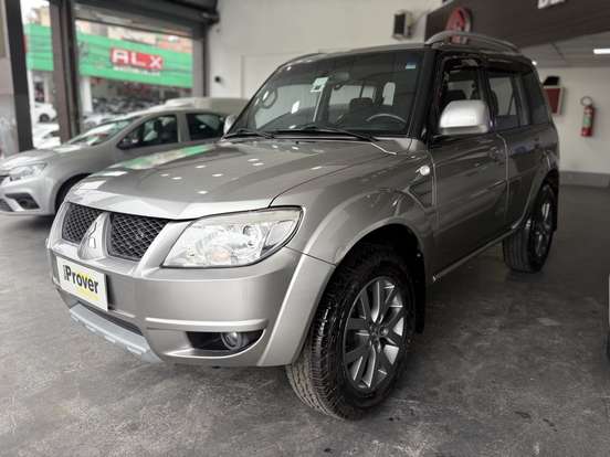 MITSUBISHI-PAJERO TR4-2.0 4X2 16V 140CV FLEX 4P AUTOMÁTICO MITSUBISHI-PAJERO TR4-2012