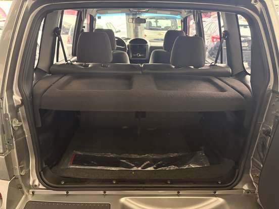 MITSUBISHI-PAJERO TR4-2.0 4X2 16V 140CV FLEX 4P AUTOMÁTICO MITSUBISHI-PAJERO TR4-2012