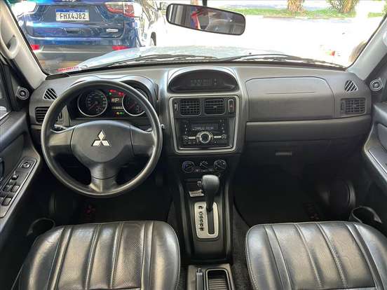 MITSUBISHI-PAJERO TR4-2014