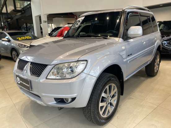MITSUBISHI-PAJERO TR4-2.0 4X4 16V 140CV FLEX 4P AUTOMÁTICO MITSUBISHI-PAJERO TR4-2012