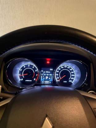 MITSUBISHI-ASX-2015