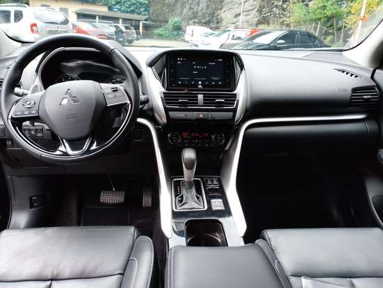 MITSUBISHI-ECLIPSE CROSS-2024