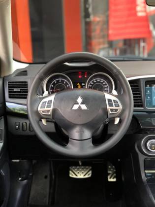 MITSUBISHI LANCER 2.0 HLE 16V GASOLINA 4P AUTOMÁTICO