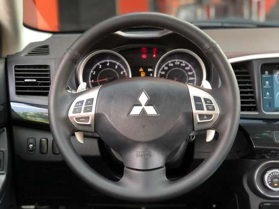 MITSUBISHI-LANCER-2.0 HLE 16V GASOLINA 4P AUTOMÁTICO MITSUBISHI-LANCER-2016