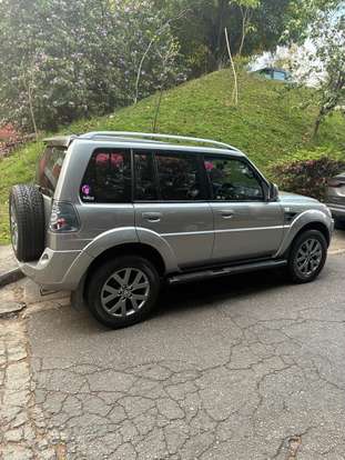 MITSUBISHI-PAJERO TR4-2012