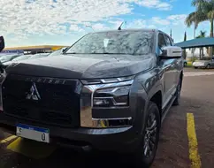 MITSUBISHI TRITON 2.4 BITURBO DIESEL CD HPE 4X4 AUTOMÁTICO MITSUBISHI TRITON 2.4 BITURBO DIESEL CD HPE 4X4 AUTOMÁTICO