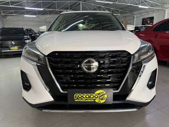 NISSAN-KICKS-2022