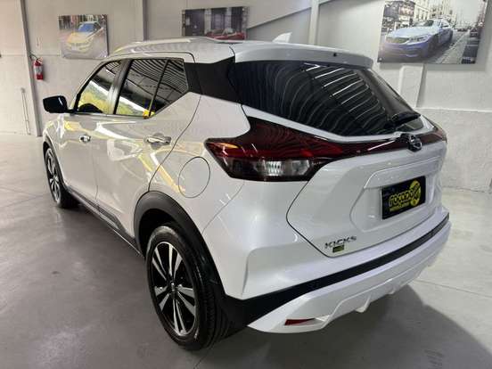 NISSAN-KICKS-1.6 16V FLEXSTART EXCLUSIVE XTRONIC NISSAN-KICKS-2022