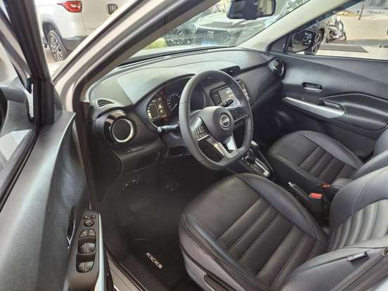 NISSAN-KICKS-2024