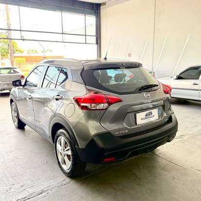 NISSAN-KICKS-2018