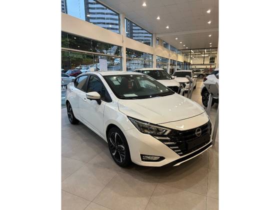 NISSAN VERSA 1.6 16V FLEX EXCLUSIVE XTRONIC
