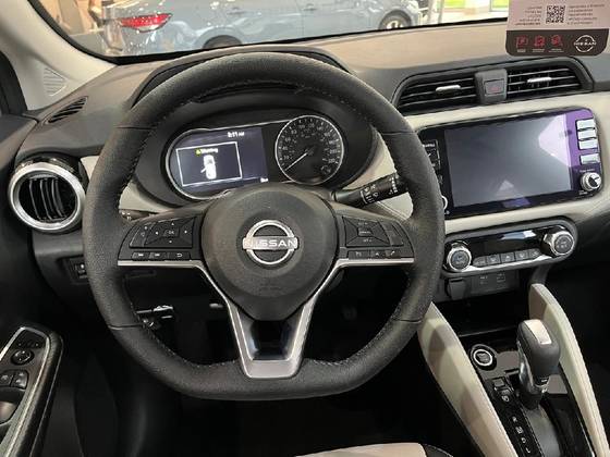 NISSAN VERSA 1.6 16V FLEX EXCLUSIVE XTRONIC