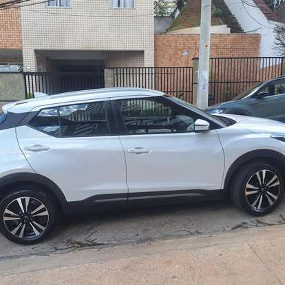 NISSAN-KICKS-2024