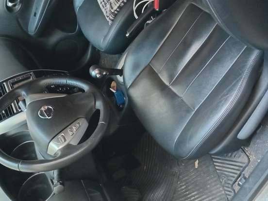 NISSAN-VERSA-1.6 16V FLEXSTART SV 4P XTRONIC NISSAN-VERSA-2017