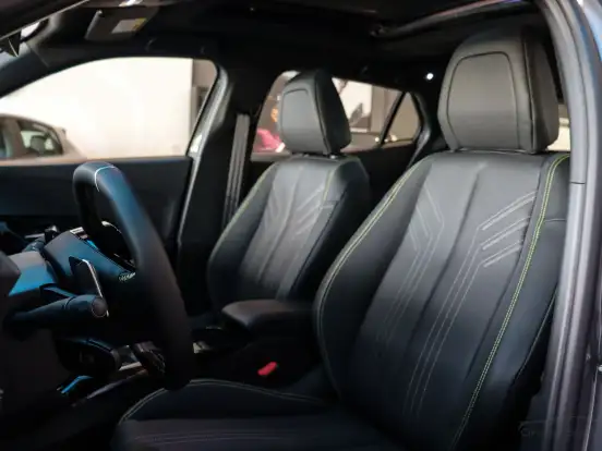 PEUGEOT-2008-1.0 TURBO 200 HYBRID GT CVT PEUGEOT-2008-2026
