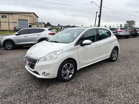 PEUGEOT-208-1.6 GRIFFE 16V FLEX 4P AUTOMÁTICO PEUGEOT-208-2014