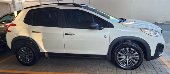 PEUGEOT-2008-2022